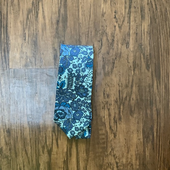 J.crew men’s tie in liberty Nottingham print - Picture 14 of 16
